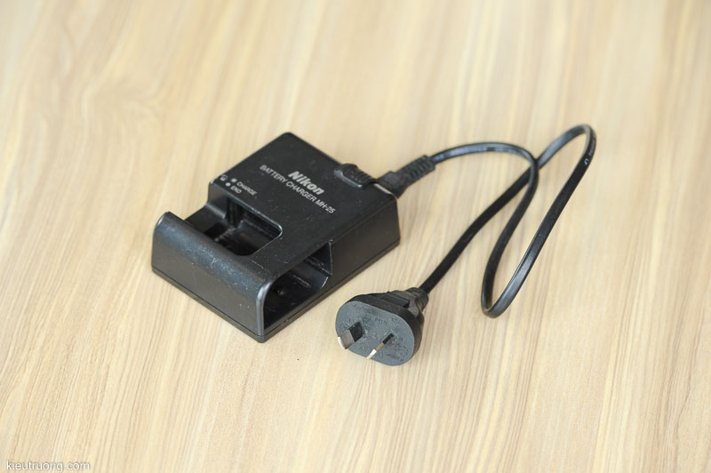 cáp sạc Nikon D750